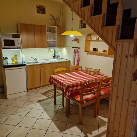 Na Vrsku Slapy - Merin Landhuis Rabyne